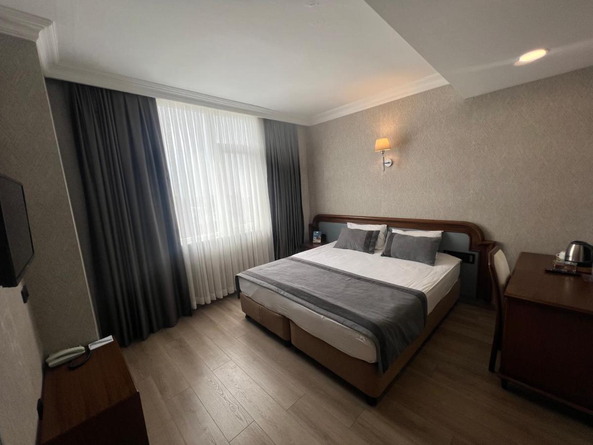 Fuar Hotel อิสตันบูล ภายนอก รูปภาพ